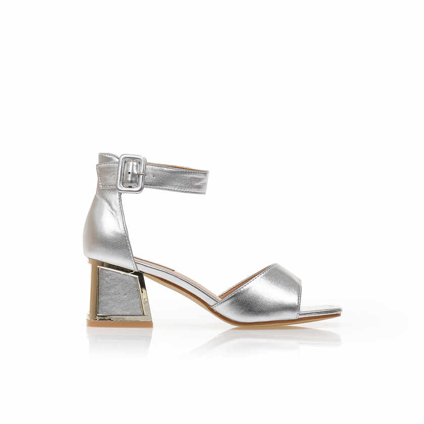 Sandale cu toc Argintiu imitație de piele cu design special auriu la toc și vârf pătrat