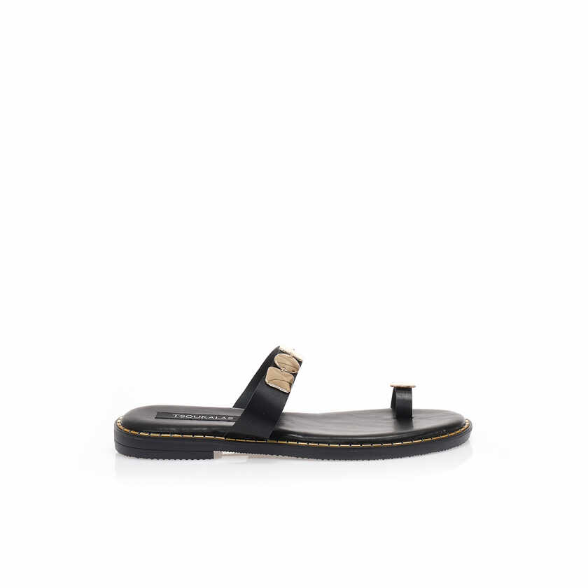Sandale negre imitație de piele cu agrafe aurii și design cu inel