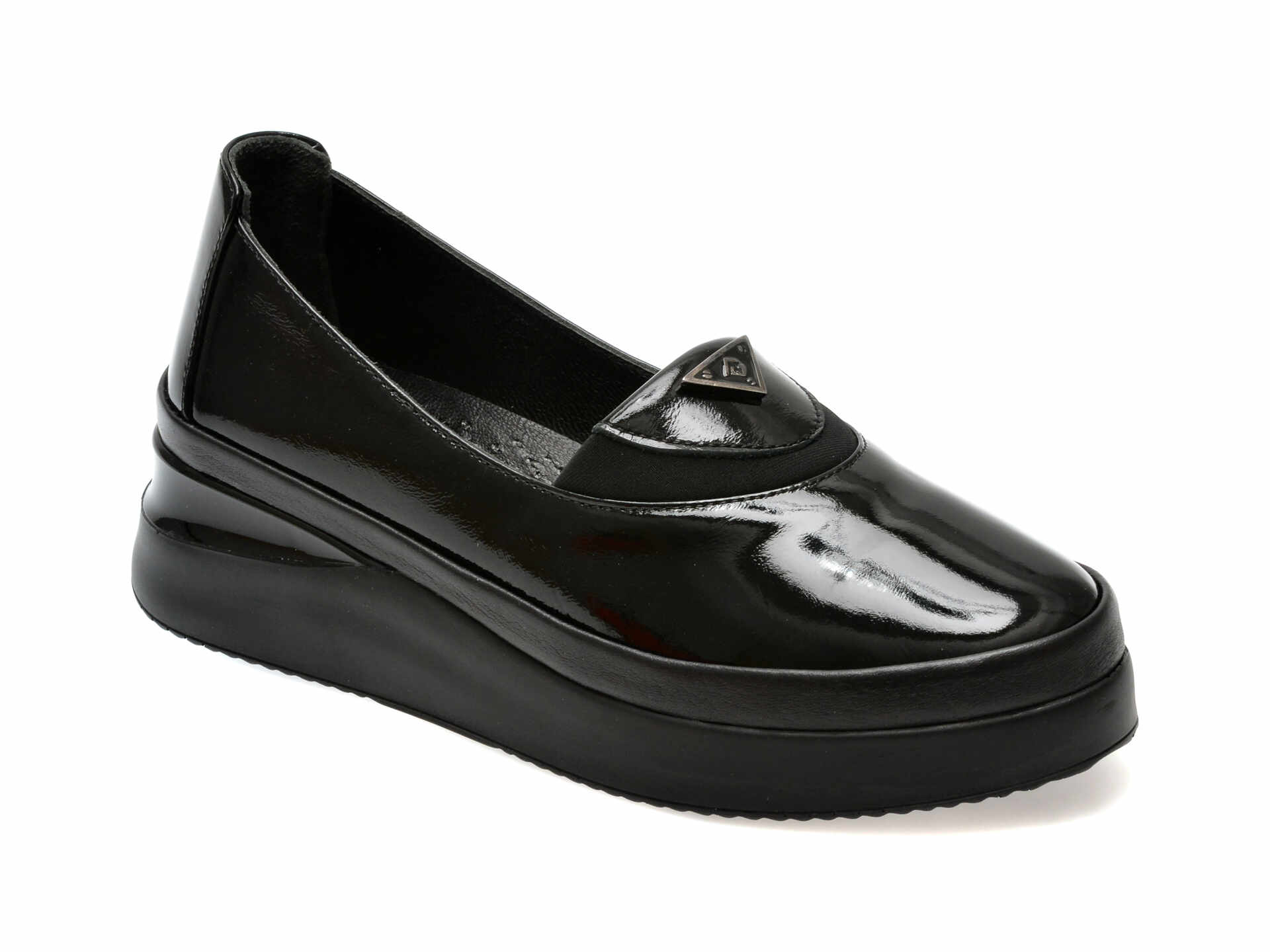 Pantofi casual GRYXX negri, 106001, din piele naturala lacuita